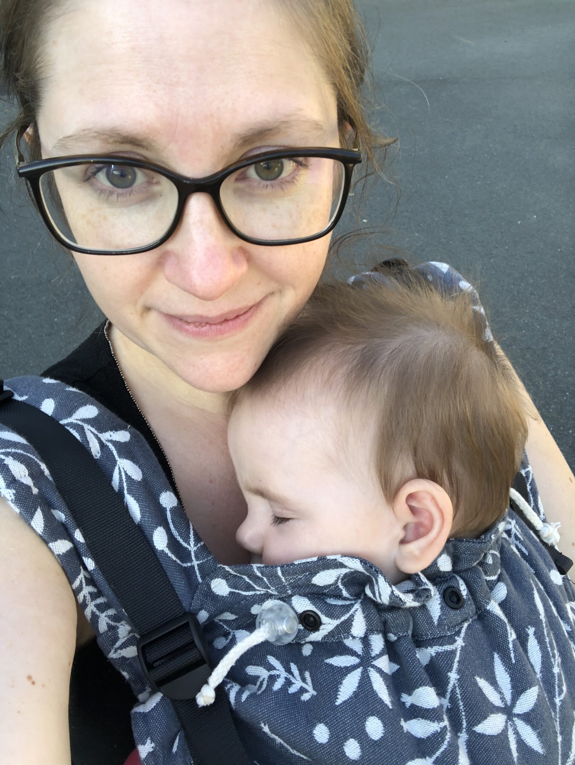 Emilie Sorrieul - infirmière puéricultrice - consultante en lactation allaitement maternel- monitrice de portage certifiée - accompagnante post-natale - doula - consultation sommeil bébé 49
