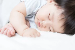 Sommeil de bébé : comment gérer le changement d'heure d'automne en douceur. (49)